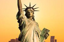历史上的今天10月28日 法国送给美国的自由女神像揭幕