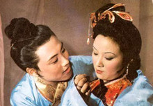 红楼梦第7回送宫花贾琏戏熙凤 宴宁府宝玉会秦钟