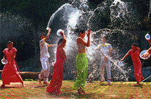 泼水节是哪个民族的节日 泼水节的历史由来简介