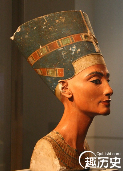 解密古埃及十大未解之谜 女法老为何女扮男装?