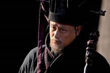 曹操的首席谋臣荀彧怎么死的？荀彧怎么读
