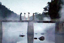 奈何桥的故事简介 有关奈何桥的神话传说
