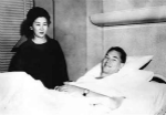 1960年代日本：称女大学生是亡国之源 刺杀美大使