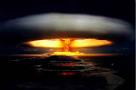 揭美国首次试爆氢弹：投错地点 险炸毁附近观察机