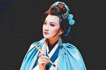 中国历史上的第一位女历史学家是谁？