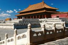 揭秘：故宫中为什么找不到清朝皇帝的厕所？