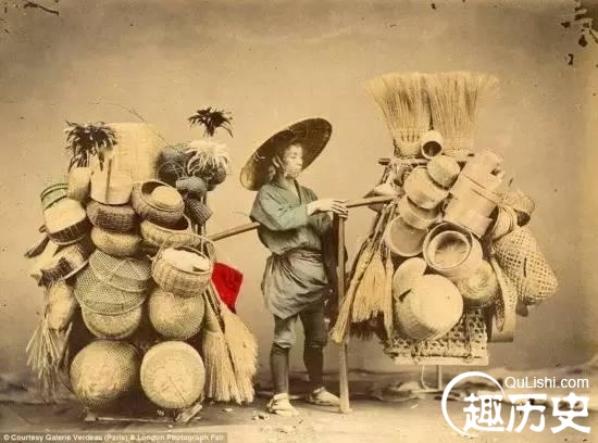 一幅幅彩色的老照片带您“穿越”到150年前的日本