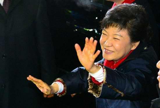韩国女总统朴槿惠青葱老照片：罕见泳装照曝光