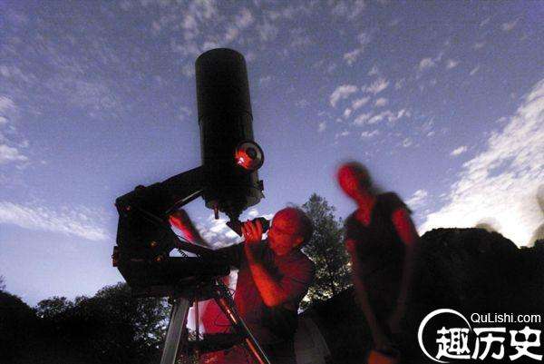 世界最早的望远镜仅仅只能把物体放大3倍！