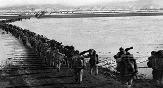 1952年7月25日 ldquo;关闸事件 rdquo;：中葡两国在澳门炮战一周