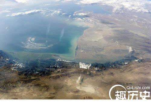 里海名叫海，实际上却是湖泊.它是世界最大的湖