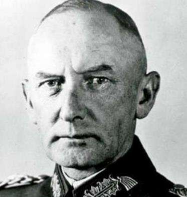 担任过第二次世界大战的指挥官——埃尔温·冯·维茨莱本
