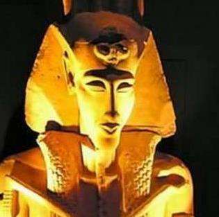 发动埃赫那吞改革的古埃及第十八王朝法—— 阿蒙霍特普四世