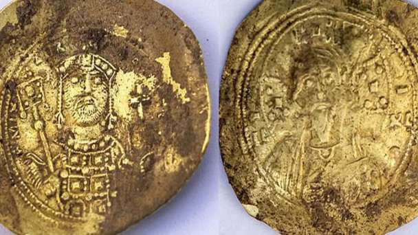 井底藏着900年前的稀有金币，原为十字军侵略时候留下的