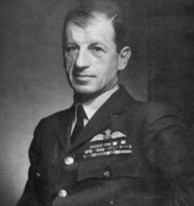 二战时的英国空军总参谋长：查尔斯·波特尔，曾指挥德累斯顿大轰炸
