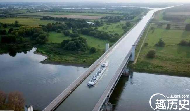 世界上最奇特的大桥，德国马格德堡水桥建造给船通行的