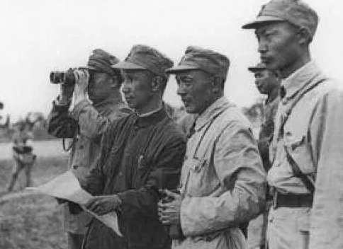 毛主席评价：淮海战役粟裕立了第一功，为什么史书上没记载？