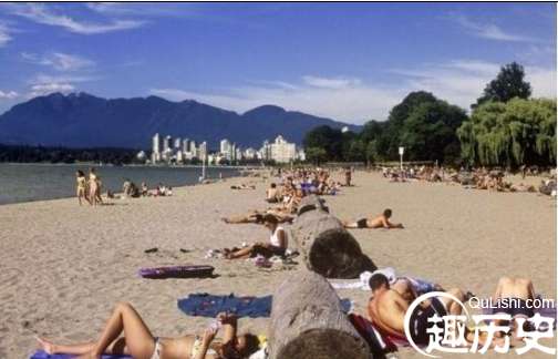历数世界上十大最具有人气的海滩，日光浴最好的地方
