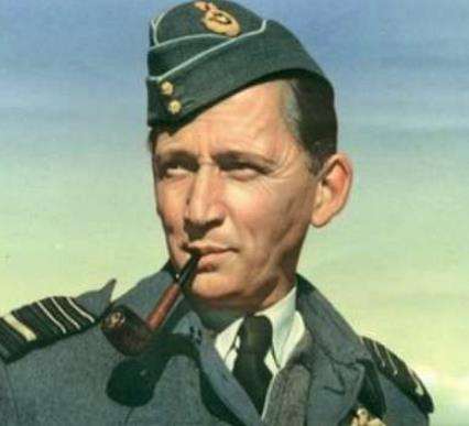 英国皇家空军元帅：阿瑟·威廉·特德，二战时任地中海战区空军司令