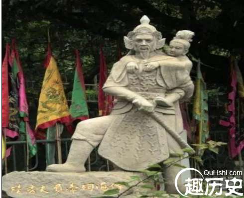 崖山海战，南宋10万军民为啥宁可跳海，也不与元兵做最后一搏？