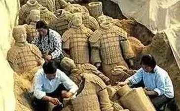 关于秦始皇陵的十大秘密，九层妖塔真的存在吗？