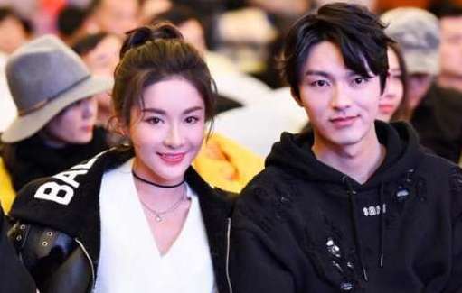 《倾世妖颜》讲的是什么样的故事？让你吃过的每一口糖就裹着玻璃渣吐出
