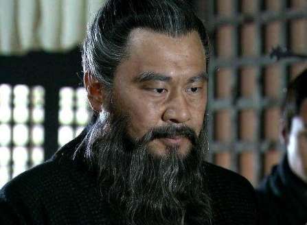 身为曹操的谋士，为什么曹操的这个问题，贾诩却不敢回答呢