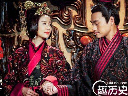 小妾说了正妻的坏话，丈夫就把小妾改嫁