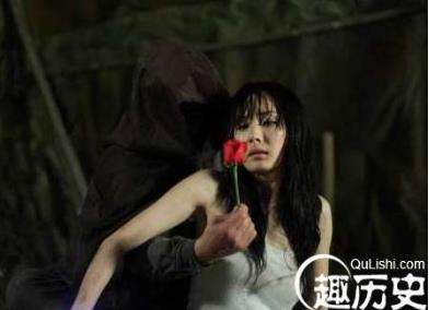 二战：32个男人与1个女人6年间在孤岛上发生的真实事件