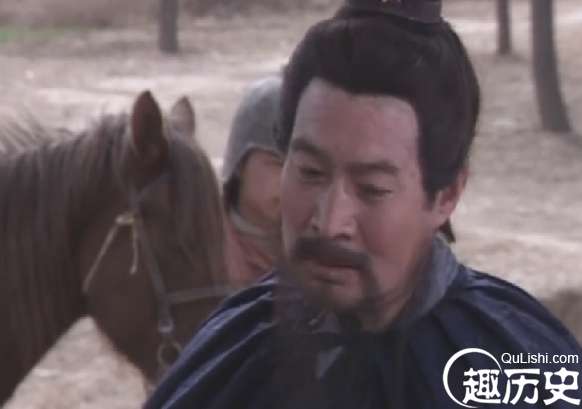 徐庶在他母亲死后为什么不回到刘备身边呢？他投奔曹操或许另有隐情