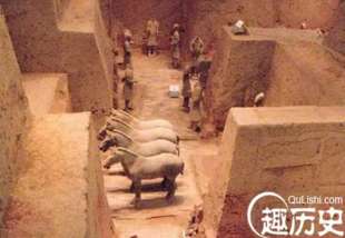 秦始皇的墓为什么不能挖掘？里面还有哪些机关？