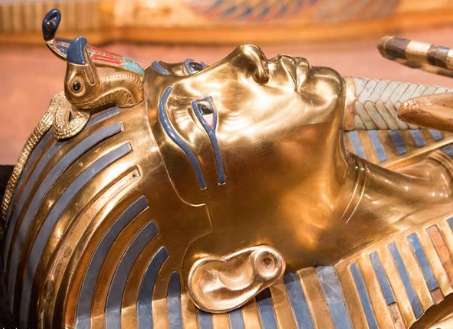 埃及千年古墓，专家碰上“死亡诅咒”，先后因此死亡20人