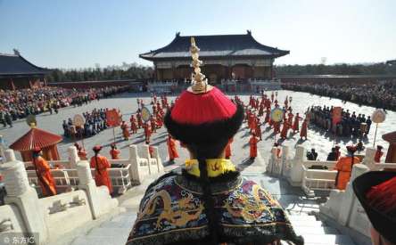 慈禧是如何杀掉顾命大臣，一步步掌握大权的