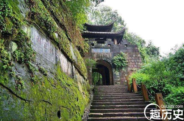 考古发现，早在3500多年前，中华先民们就有能力修筑宏大城池