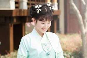 《双世宠妃2》曲如画和曲小檀什么关系？曲如画和墨连城在一起没