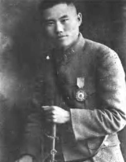 国民革命军第32集团军司令长官--徐州三王 王敬