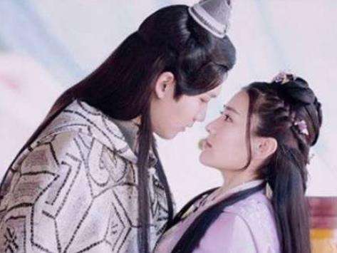 《双世宠妃2》曲如画是谁？曲如画和曲小檀有什么关系？