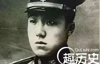 他是溥仪的叔叔，晚清王爷载涛宁可城门摆地摊也不卖国！