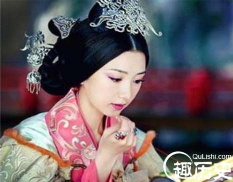 历史上汉朝出现的最年轻的皇后，太皇太后，虽然荣华富贵，也只是斗争牺牲品
