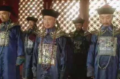 清朝大臣为什么都饿着肚子上班？吃饱了上朝不行吗?