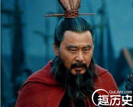 曹操连吃败仗，为什么他要阻止了曹操投靠袁绍？这是为什么？