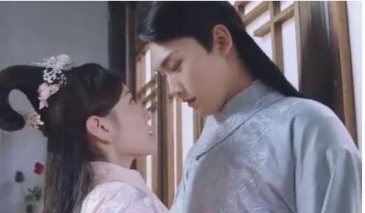 《双世宠妃2》的男三是谁？网友：看了无数次片花，没想到竟是他