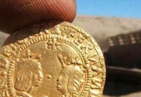 沙漠中500年前的 ldquo;水管 rdquo;被发现，里面却全是金币