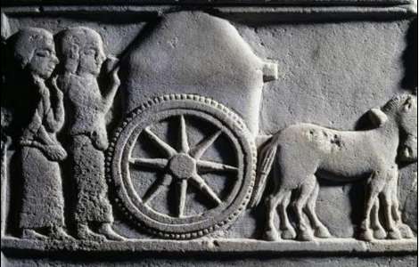 夏朝考古中没出现马车，但是古书中却记录了下来，难道记错了吗