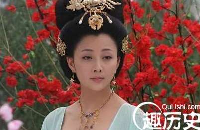 &ldquo;拜倒在石榴裙下&rdquo;这个词从何而来？和杨贵妃有关