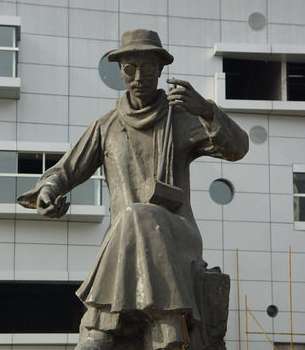 一曲《二泉映月》包含了多少故事?瞎子阿炳的