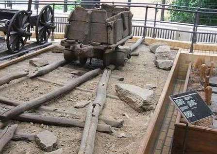 古代&ldquo;铁路&rdquo;秦驰道，有什么用？古代黑科技之一