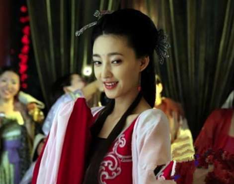 她是汉朝最幸福的女人，独得汉文帝的宠爱，后来生下了一代帝王