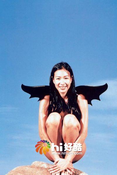 钟丽缇经历两段失败婚姻 曾与周星驰传绯闻