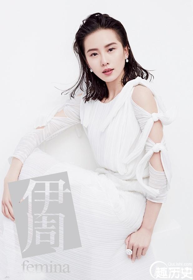 刘诗诗清新杂志大片 白裙简洁不失优雅